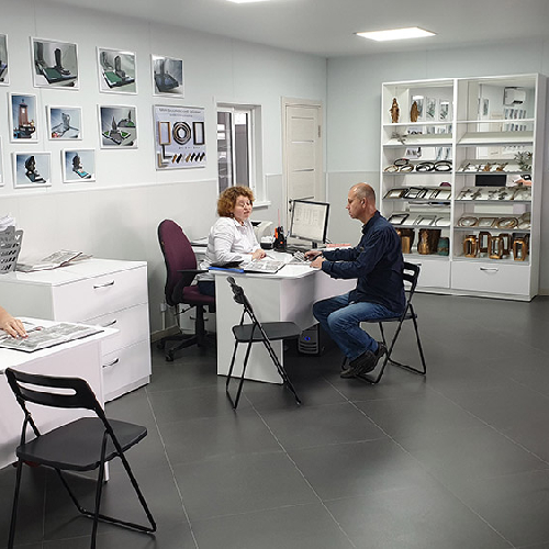 КАМЕННЫЙ ДВОР