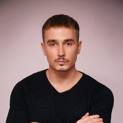 Денис Уткин